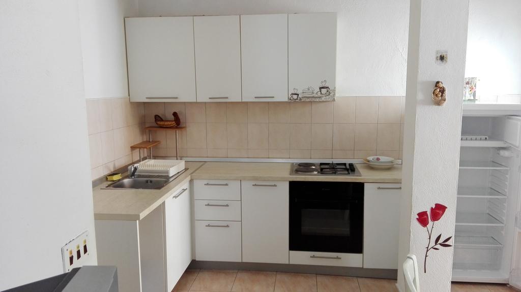Apartman Lucija Seline Eksteriør billede
